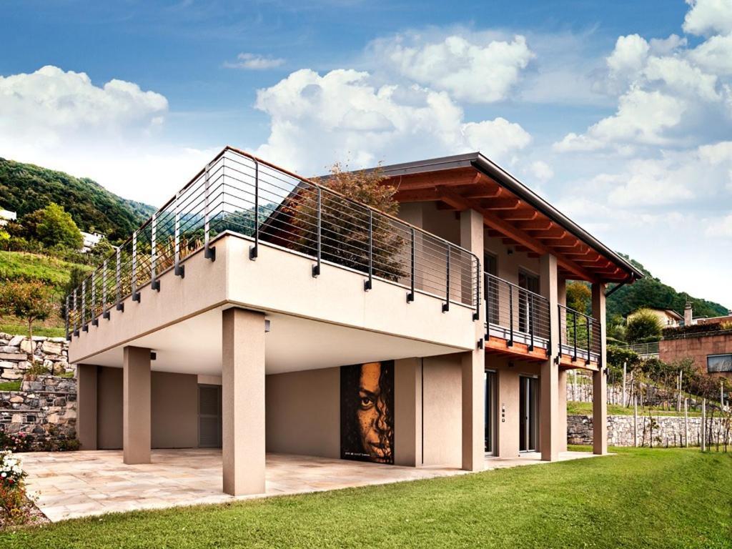 Residence Caffe Maya Maslianico Luaran gambar