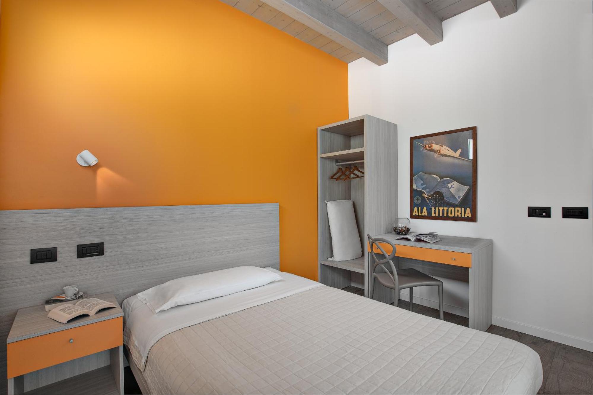 Residence Caffe Maya Maslianico Luaran gambar